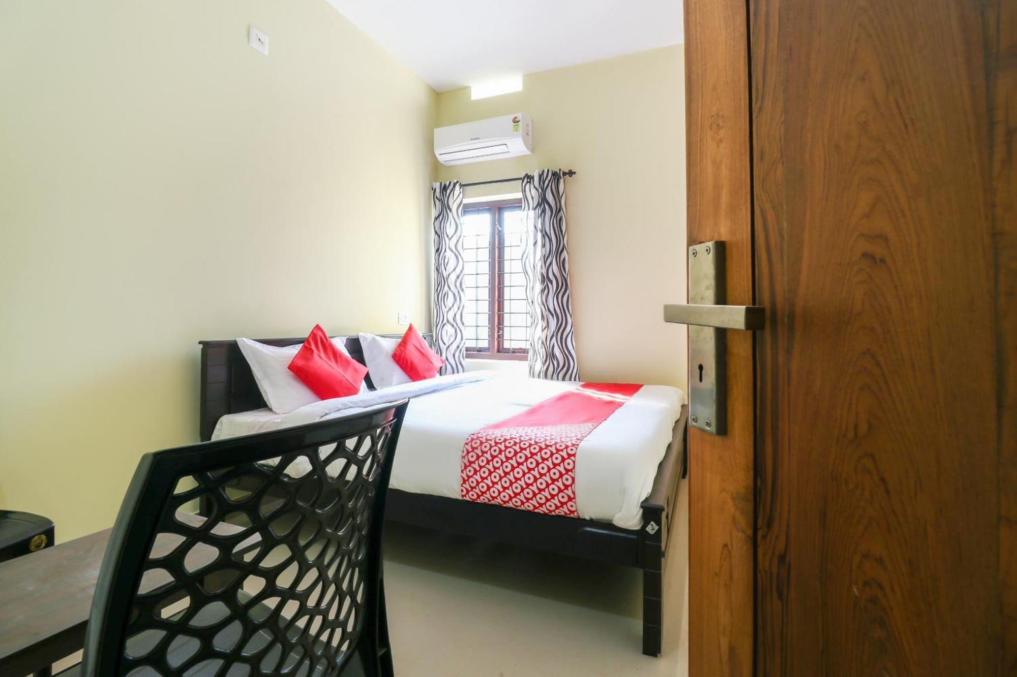 Liberty Apartments Kannur Buitenkant foto